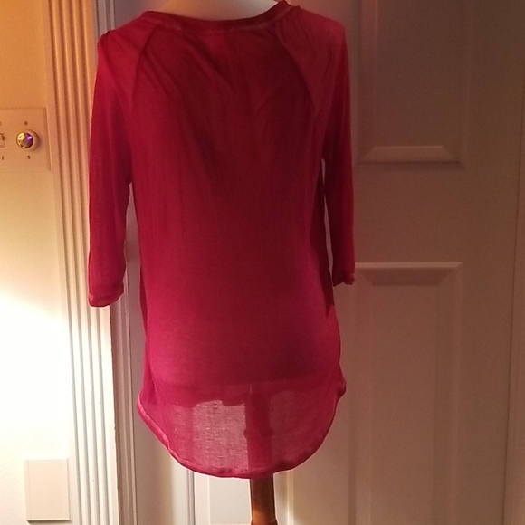 Top - Picture 2 of 3